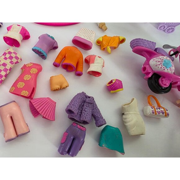 Polly Pocket Doll With Accessories & Outfits Set 33 pc lot - Picture 4 of 7